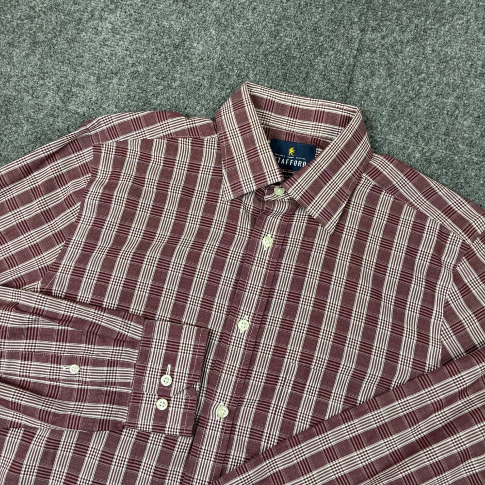 Stafford Travel Mens Size 15 34-35 Fitted Dress Shirt Burgundy White Plaid